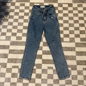 Abercrombie & Fitch Curve Love 26 high rise super skinny ankle